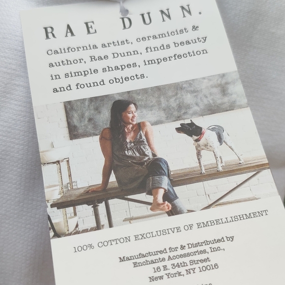 NWT - Rae Dunn “Happy Easter” Set of 2 Kitchen Towels - Picture 4 of 7